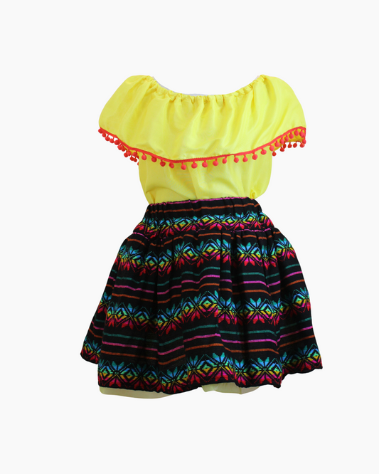 Set Patrio Falda Tipo TuTu Cambaya Rayas Negro y Blusa Campesina Amarilla Pompones Rojos