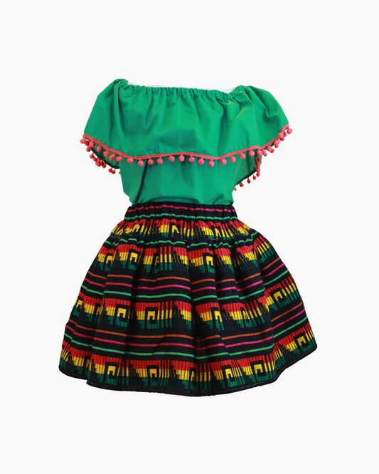 Set Patrio Falda Tipo Tutu Rayas y Blusa Campesina Color Verde con Pompones Rojos