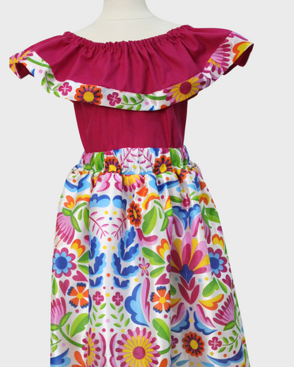 Set Patrio Falda Adelita, Blusa Campesina Color Magenta con Olan