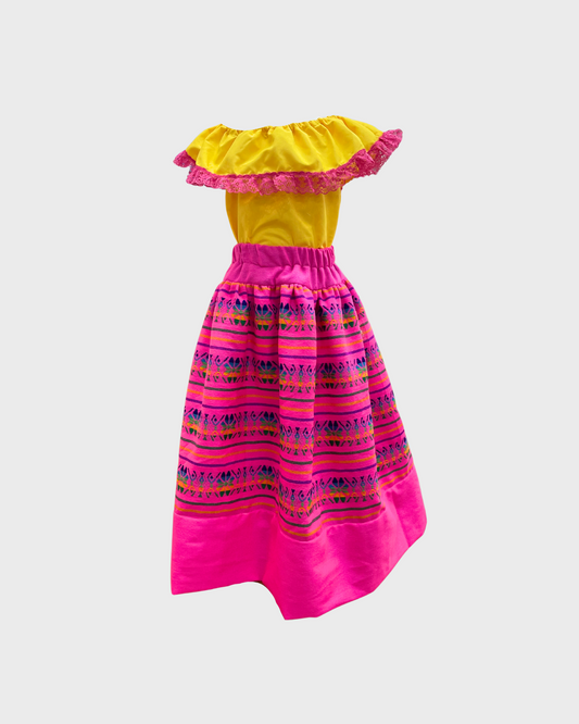 Set Patrio Falda Adelita, Blusa Campesina Color Amarillo con Olan Encaje Rosa
