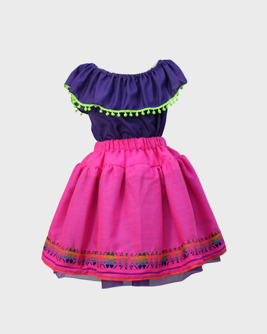 Set Patrio Falda Tipo Tutu  y Blusa Campesina Color Rosae con Pompones colores
