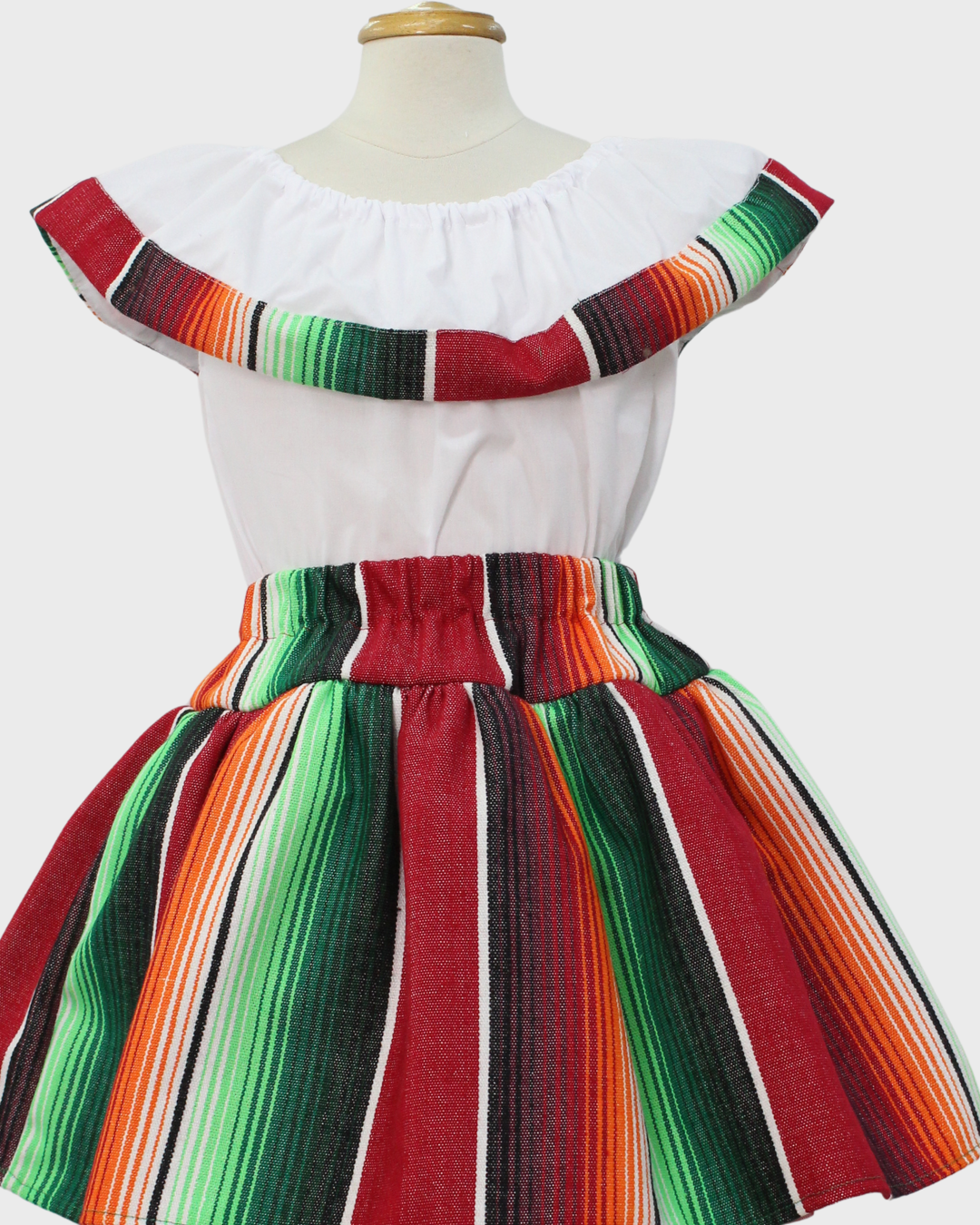 Set Patrio Falda Tipo TuTu  con Blusa Campesina Blanca con Olan