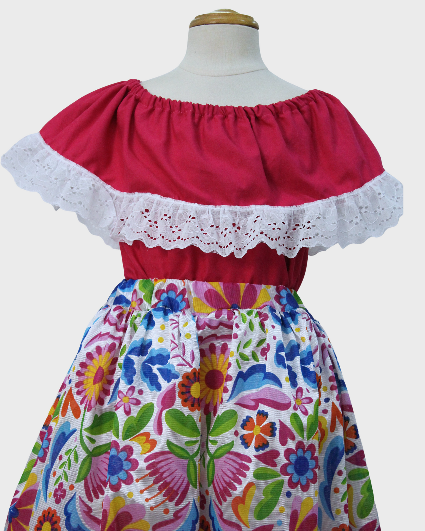 Set Patrio Falda con Elementos Estilo  Mexicana y Blusa Campesina color Rosa Encaje Blanco