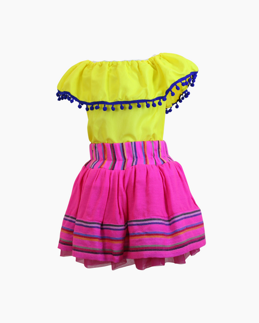 Set Patrio Falda Tipo TuTu Cambaya Rosa y Blusa Campesina amarilla con pompones azules