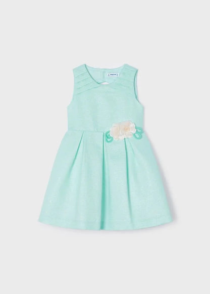 vestido con aplique floral agua