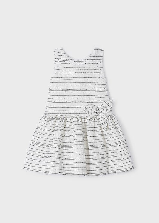 vestido de jacquard blanco lineas