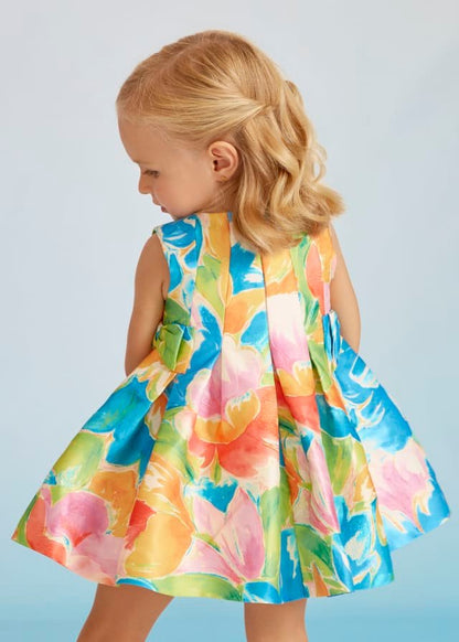 vestido de mikado con estampado de flores para bebé.