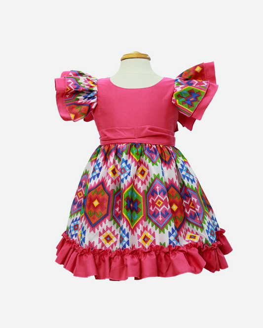 vestido adelita, patrio manga escarola. peto rosa