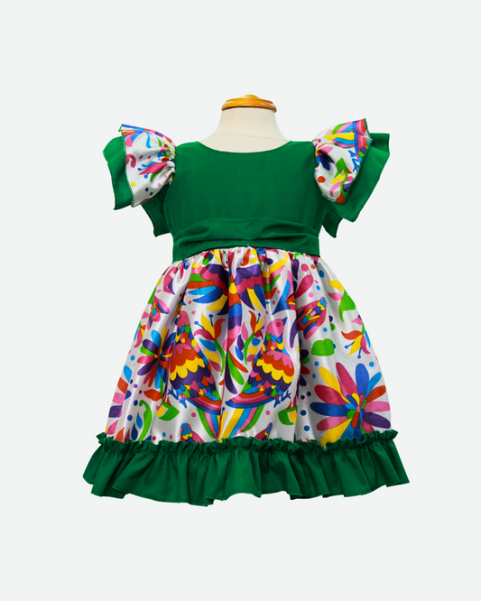 vestido adelita, patrio manga escarola. peto verde