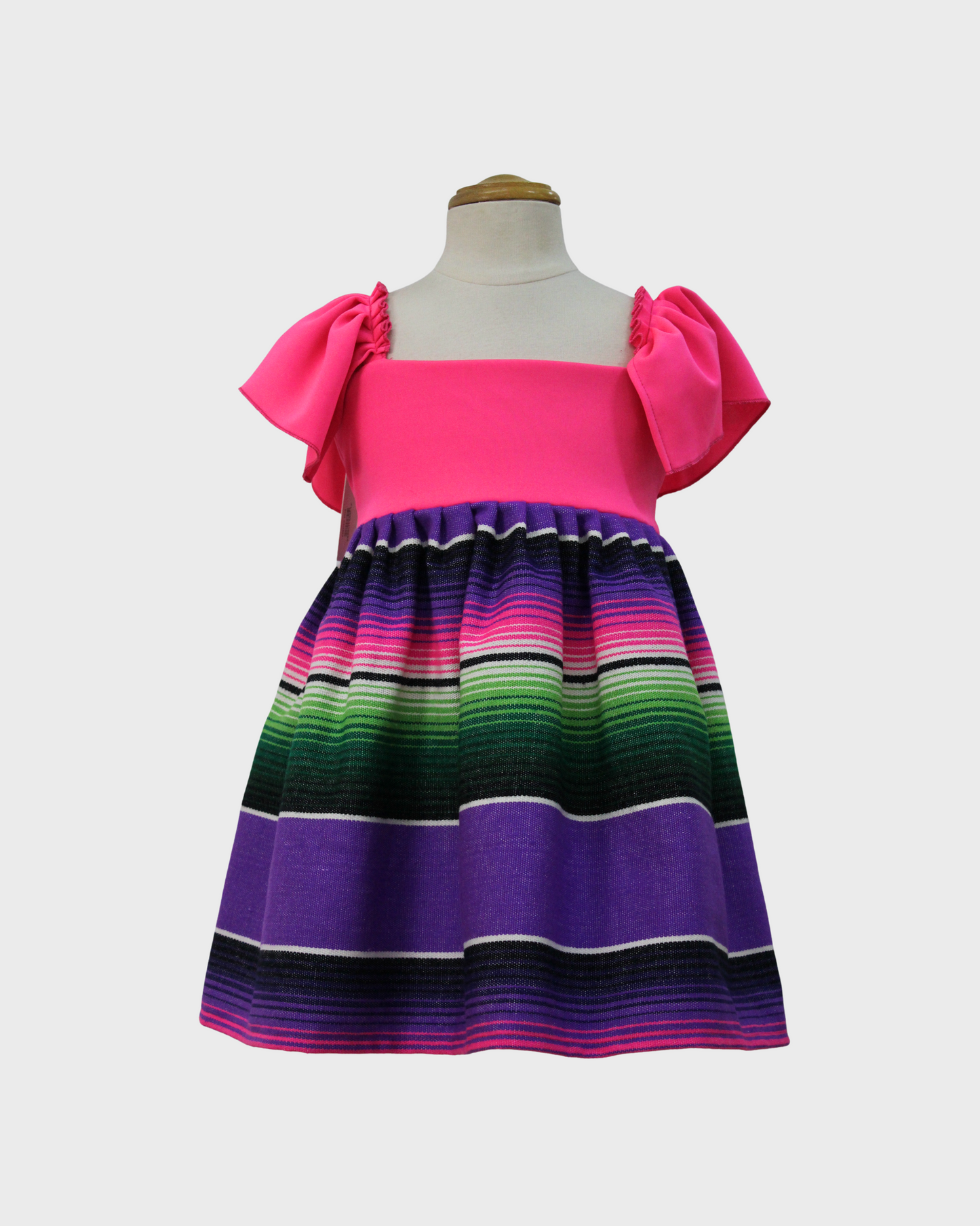 vestido patrio manga olan, tela saltillo  peto rosa florescente