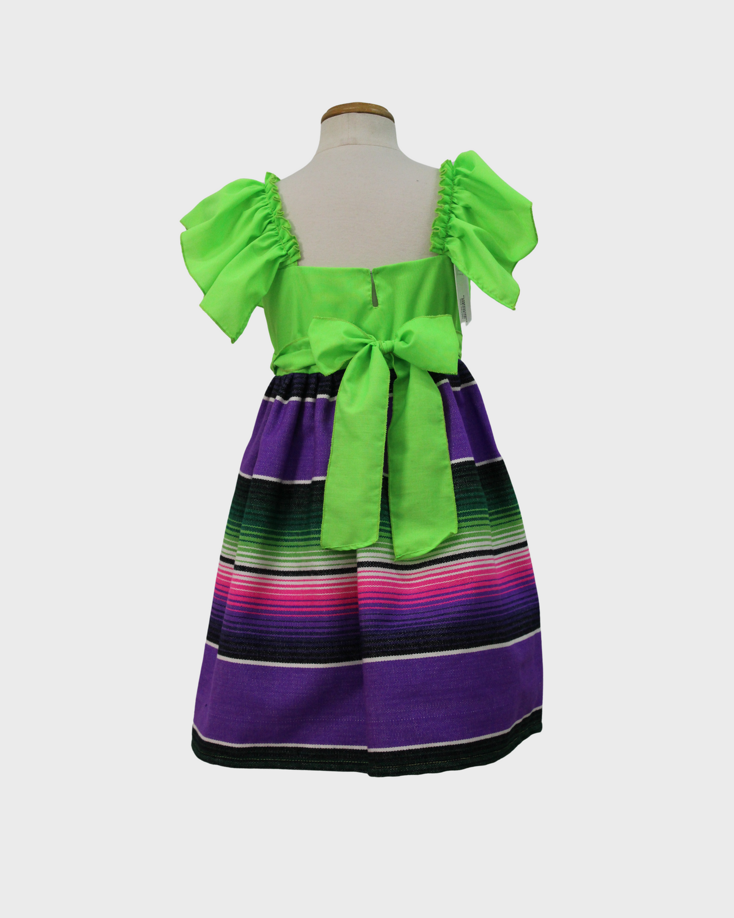 vestido patrio manga olan, tela saltillo  verde florescente
