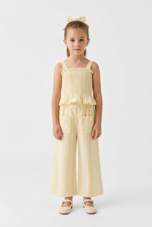 Set blusa tirantes + Pantalón light yellow